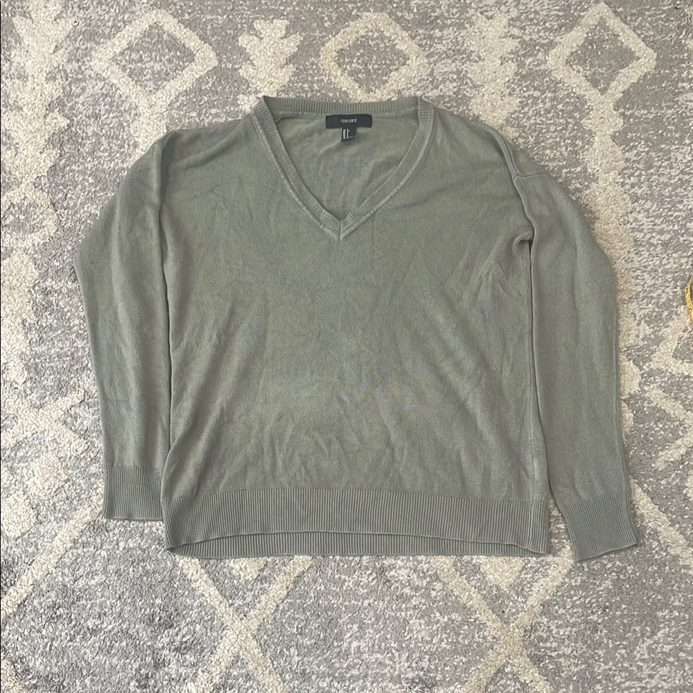 Forever 21 Gray V-Neck Sweater